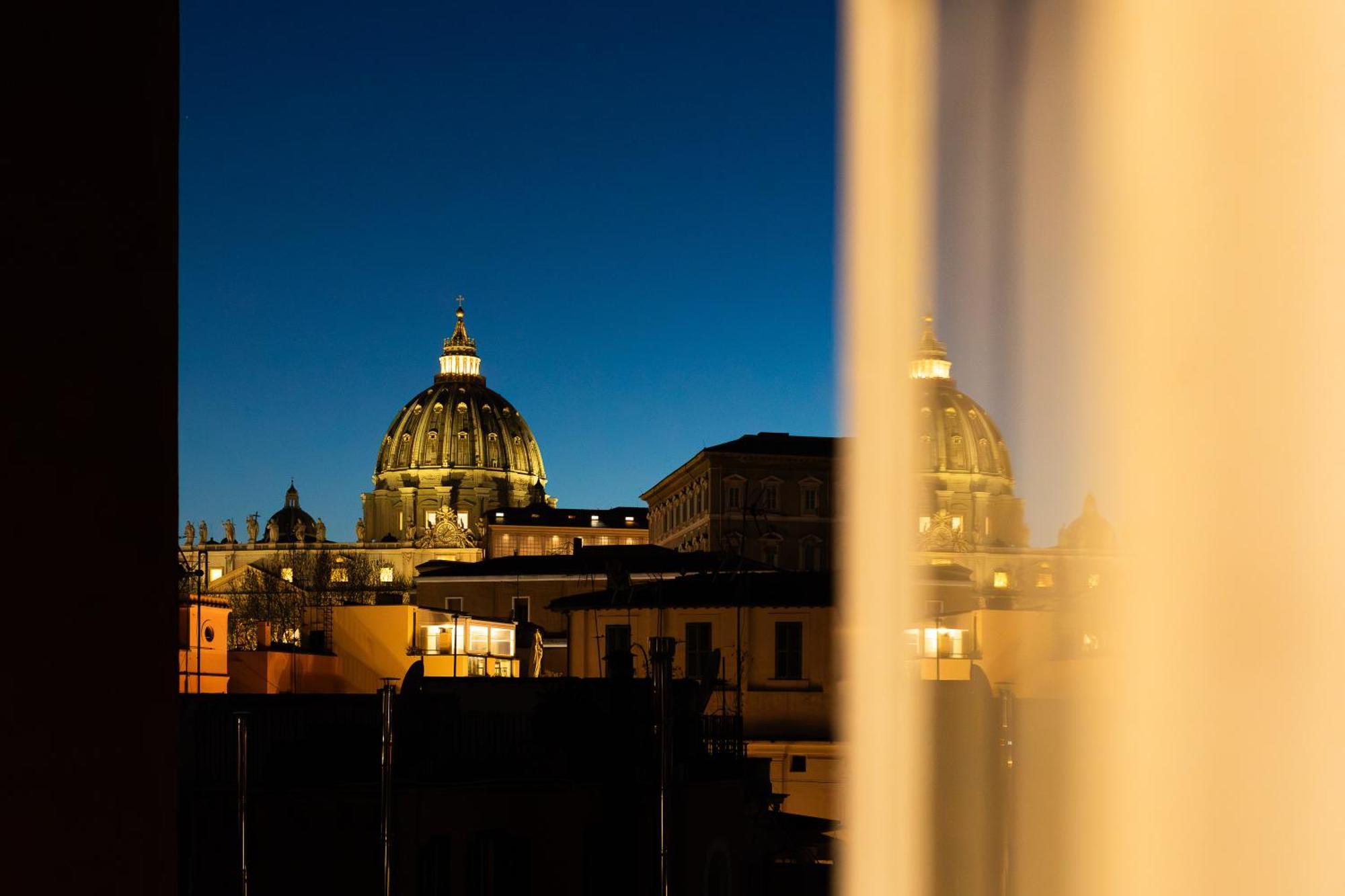 Penthouse In Exclusive Borgo Pio District Apartamento Roma Exterior foto